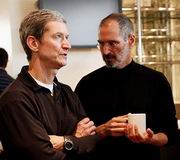 Tim Cook e Steve Jobs