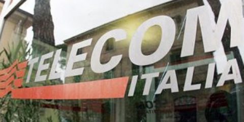 Telecom Italia: per il WSJ non sono i costi il problema, ma la politica