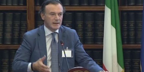Raccolta dati, Martusciello (Agcom) ‘Le piattaforme online mettono a rischio le libere scelte dei consumatori’