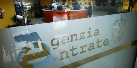 Canone Rai in bolletta. Da Facebook ai video, l’Agenzia delle Entrate le prova tutte per non lasciare dubbi
