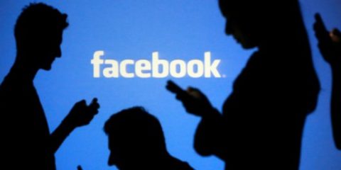 mPayment, Facebook punta su Messenger: vuole ‘mangiarsi’ anche Amazon e le banche?