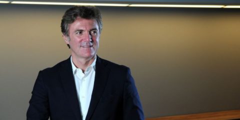Telecom Italia: al rialzo i target. Nuovi tagli ai costi in vista