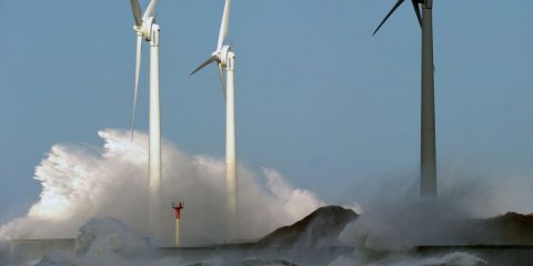Parchi eolici offshore, come smantellarli senza danneggiare ambiente, economia e società? Lo studio