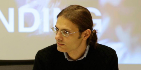 Crowd4Fund. ‘Il crowdfunding vola nel 2017 e punta su nuovi modelli’. Intervista a Angelo Rindone (Produzioni dal Basso)