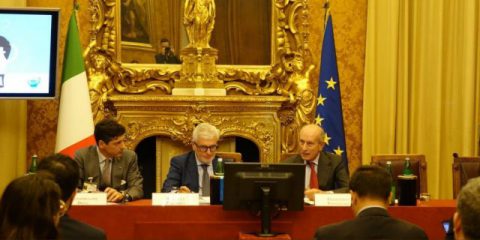 Copyright Ue. Posteraro (Agcom) ‘Coniugare accesso alla rete e diritto d’autore per bilanciare strapotere delle piattaforme e degli algoritmi’