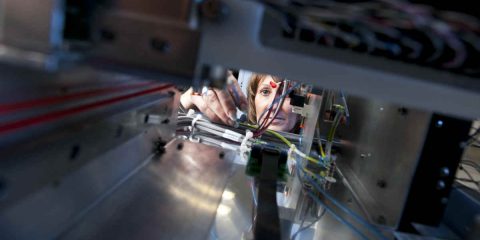 Fabbriche digitali, grazie al 5G accresceranno l’economia globale di 1.500 miliardi entro il 2023