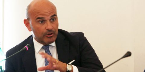 ‘Voucher banda ultralarga, ricorso all’Antitrust. Ma basterebbe poco per migliorarlo’. Intervista a Davide Rossi (AIRES)