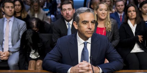 Libra, i dubbi del Senato Usa: ‘Da pazzi lasciare carta bianca su conti correnti’