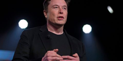 FFC revoca fondi a Starlink, il sistema satellitare di Musk, per portare Internet ad alta velocità nelle aree rurali