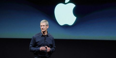 Apple, no di oltre 940 persone a tornare in ufficio: “Da remoto siamo più produttivi e felici”