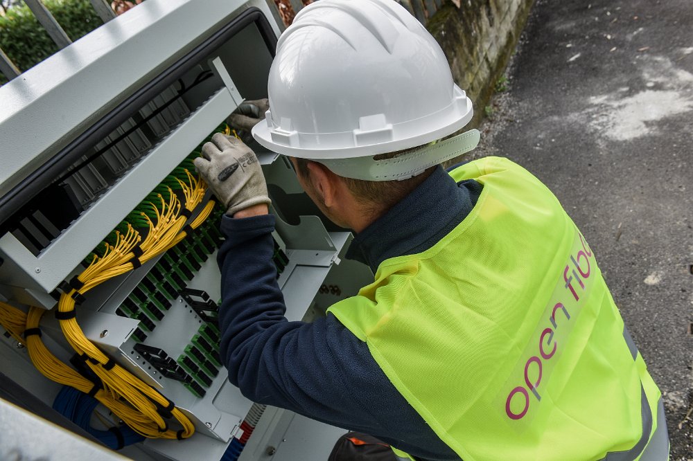 Open_Fiber