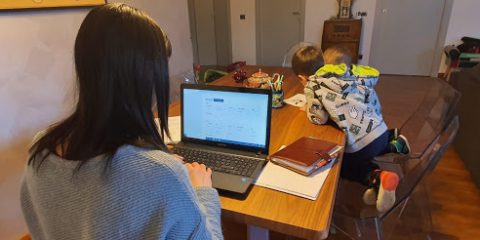 Smart working, 7 lavoratori su 10 non vogliono tornare in ufficio. Cloud in forte aumento