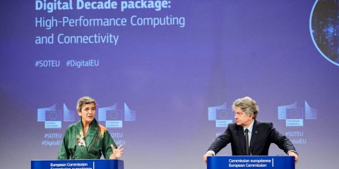 Digital Services Act, in arrivo le nuove norme Ue per arginare lo strapotere dei GAFA