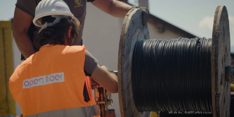 Open Fiber, aperti i cantieri per la fibra in 15mila unità immobiliari a Battipaglia