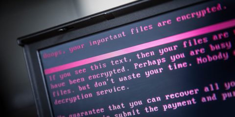 Cybersecurity, ospedali londinesi nel mirino dei criminali informatici. Interventi annullati e pazienti trasferiti