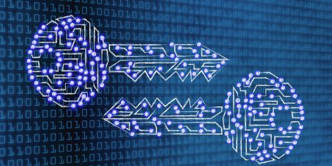 Chat Control, cosa dice la proposta di legge dell’UE per scansionare tutti i messaggi sui nostri smartphone