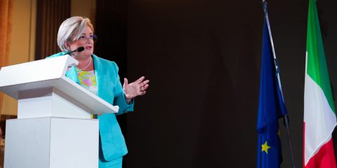 RdC. Da domani online la nuova piattaforma per erogare 350 euro al mese a occupabili in formazione. Ma la domanda sul sito Inps