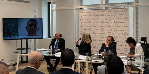 Cyberbullismo, l’allarme dall’Osservatorio di Netgroup: “Manipolazione delle foto degli studenti con l’AI che genera foto e video fake”