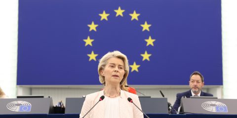 Dall’UE via libera all’Energy Release 2.0. Sostegni agli energivori, ma niente per le Telco