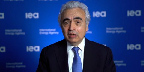 L’altra faccia dell’AI, boom energetico o volano green? Il Report IEA