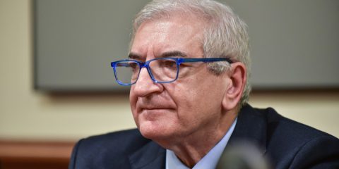 PNRR, meno idrogeno e colonnine, più biometano. Foti “Risorse invariate”