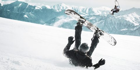 Sci alpino e snowboard, obbligatoria l’assicurazione RC. La soluzione di Poste Assicura