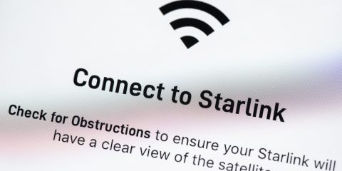 Starlink down, senza internet per ore