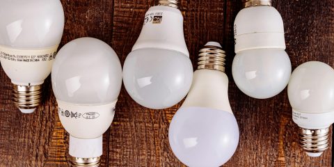 Energia elettrica: in Italia si continua a pagare di più rispetto al resto dell’UE