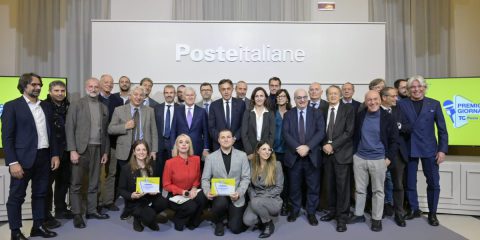 Poste Italiane, fino al 30 settembre per candidarsi al Premio giornalistico TG Poste