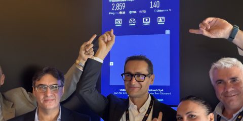 5G, su rete Fastweb + Vodafone raggiunto il record di 2.5 Gbps in Italia. Il boost che mancava per i servizi di PA e imprese